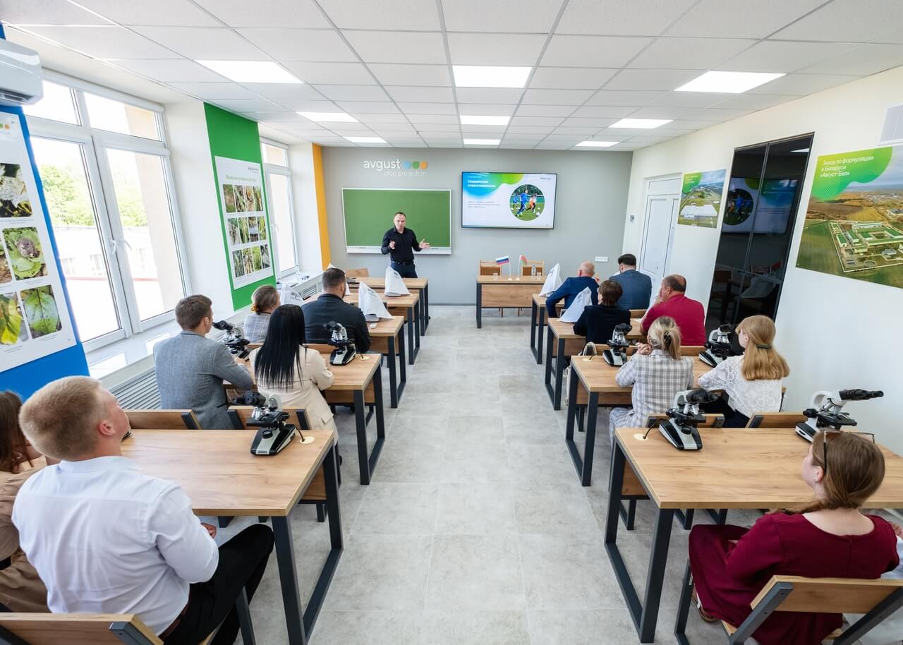 2023-жылы" Август " агрардык жогорку окуу жайларында төрт жаңы аудиторияны жабдыды